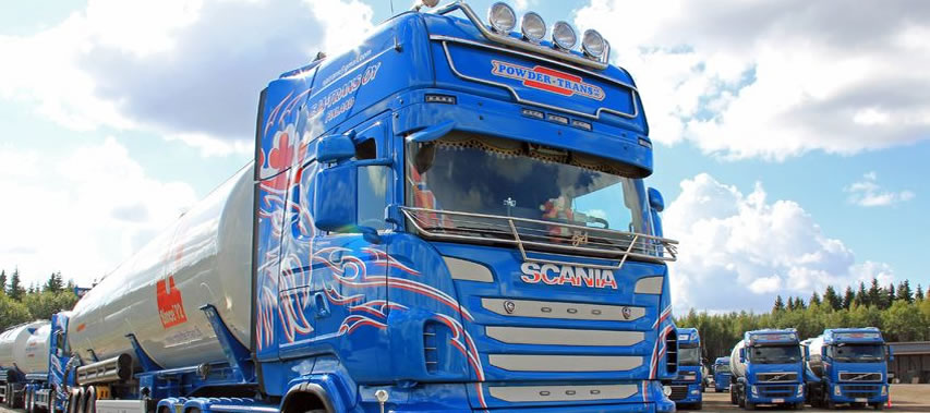 image of large hgv truck in blue